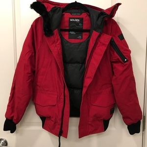 Aritzia Golden by TNA short down parka